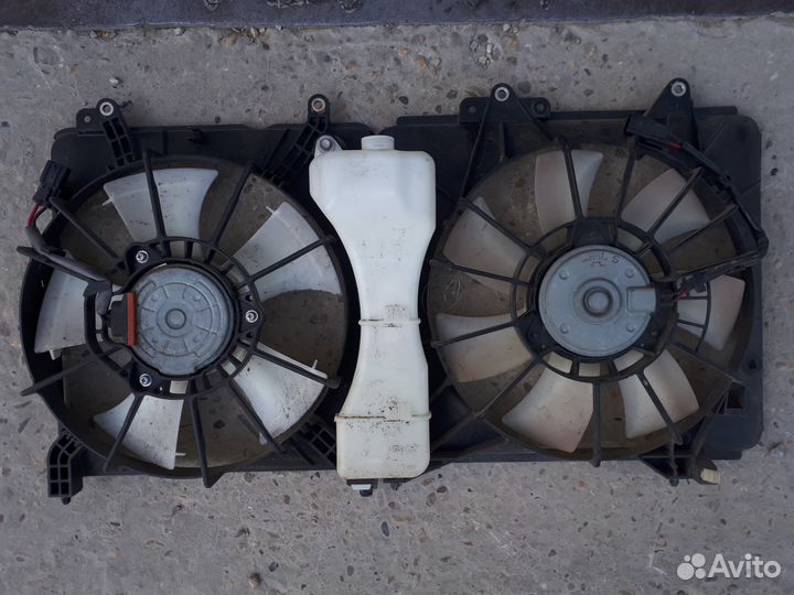 Диффузор,вентилятор хонда фит,джазз