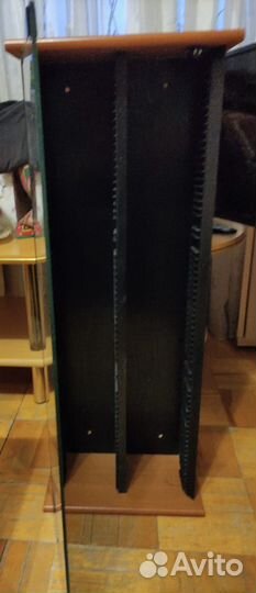 Полки для дисков