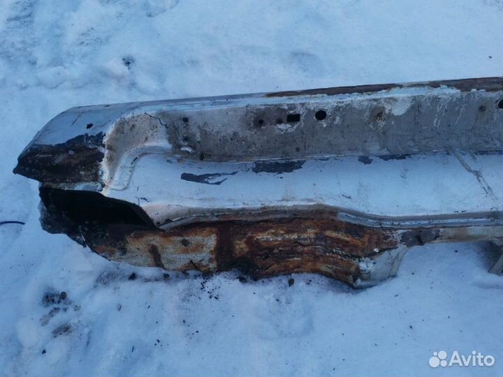 Центральная стойка кузова правая УАЗ Патриот 409