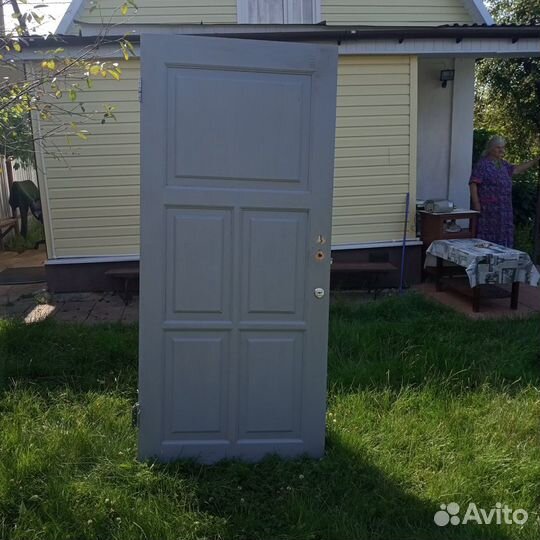 Дверь сосновая 2 на 0,9