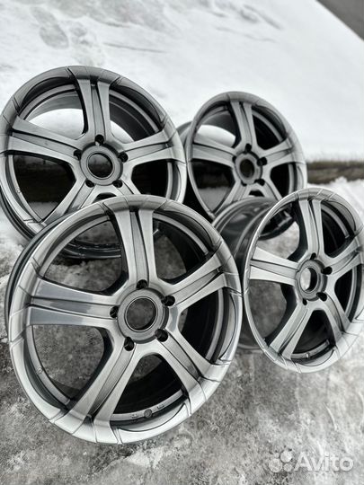 Диски Volkswagen multivan R17