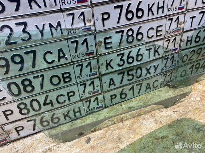 Стекло двери Peugeot 206 хетчбэк 1.4 2001