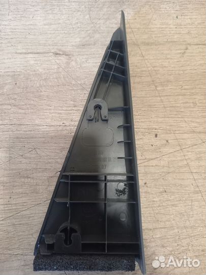 Накладка двери задняя правая Opel Antara