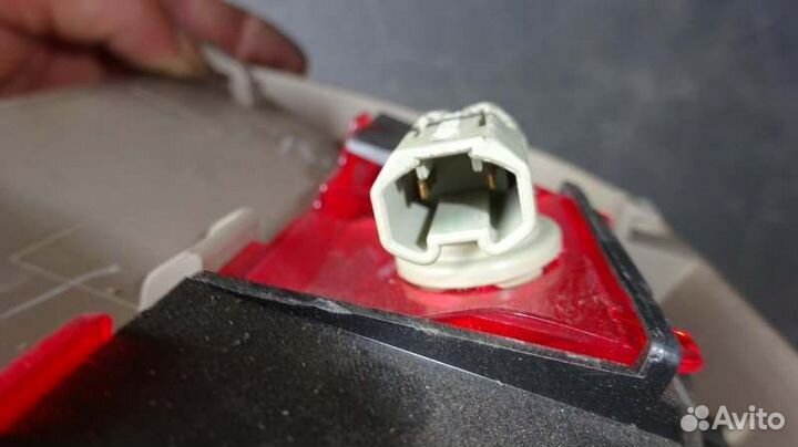 Стоп-сигнал в салоне Toyota Camry ACV30 2AZ-FE