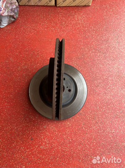 Передние тормозные диски toyota camry xv-70