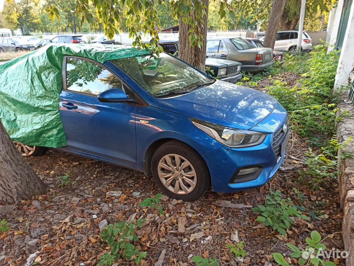 Hyundai Solaris 1.6 AT, 2017, битый, 110 000 км