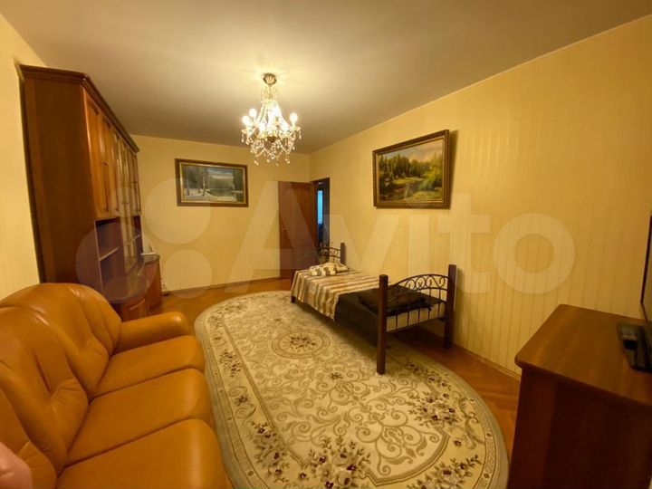 2-к. квартира, 59 м², 8/17 эт.