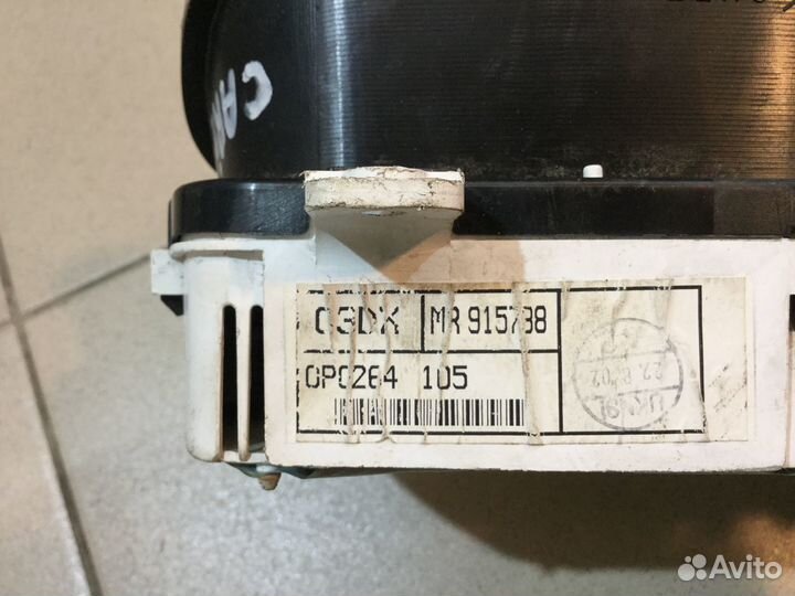 Панель приборов Митсубиши Каризма 1999-2003г