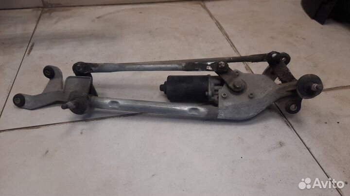 Трапеция стеклоочистителей Nissan Primera