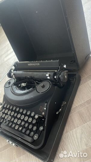 Пишущая машинка