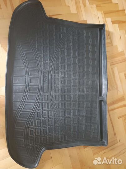 Коврик в багажник FAW