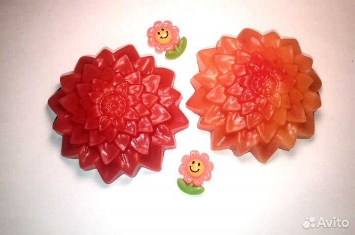 Яркие мыльные хризантемы. Мыло ручной работы