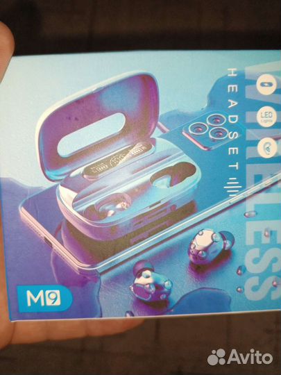 Беспроводные наушники новые