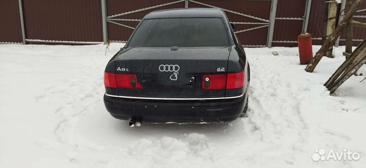 Запчасти на audi А8 д2