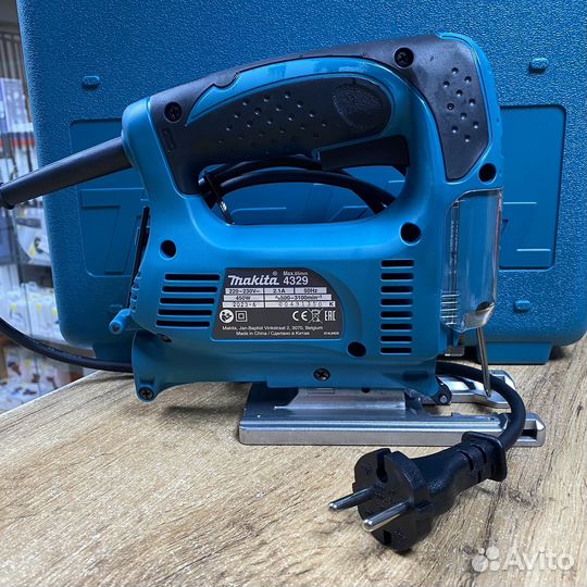 Лобзик Makita 4329KX1 450Вт