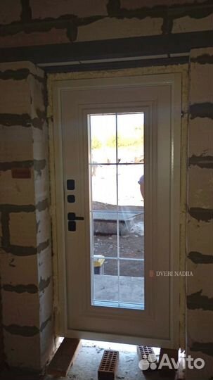 Дверь входная металлическая