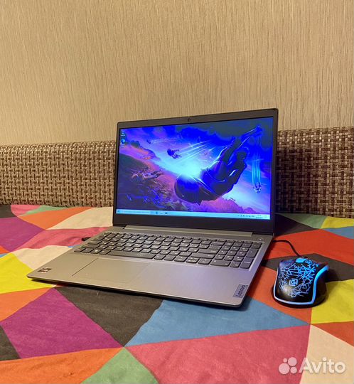 Мощный lenovo Ryzen 5, SSD, 8GB, Vega 8