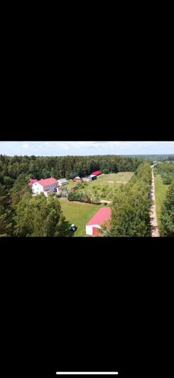 Дом 859 м² на участке 2 га