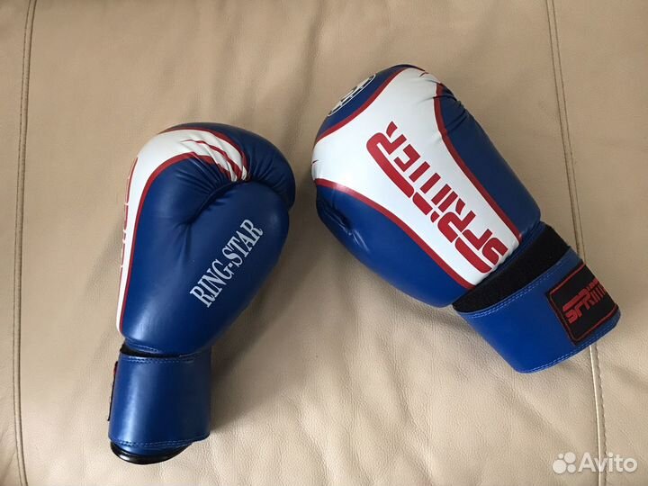 Боксерские перчатки