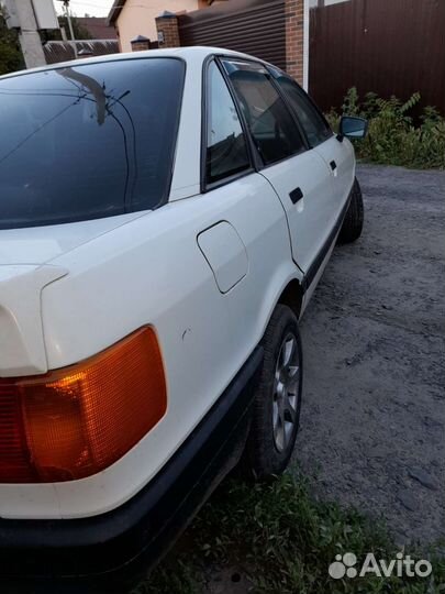 Автомобиль на запчасти разбор Audi 80