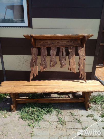 Вешалка настенная деревянная