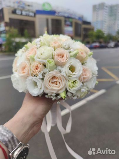 Свадебный букет невесты