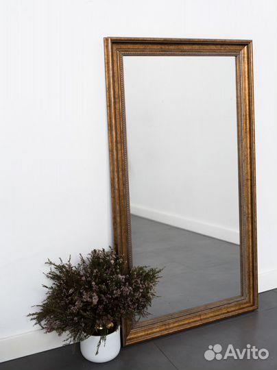 Зеркало настенное декоративное в раме Vittoria