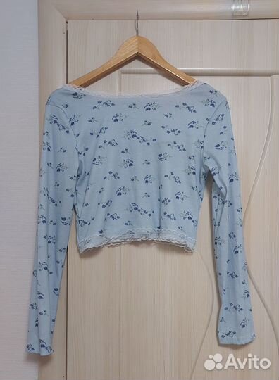 Кофта с кружевами y2k