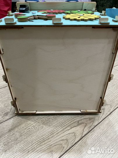 Бизиборд домик