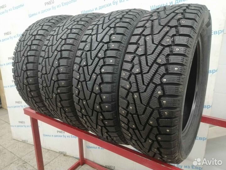 Pirelli Ice Zero 215/55 R16 91F