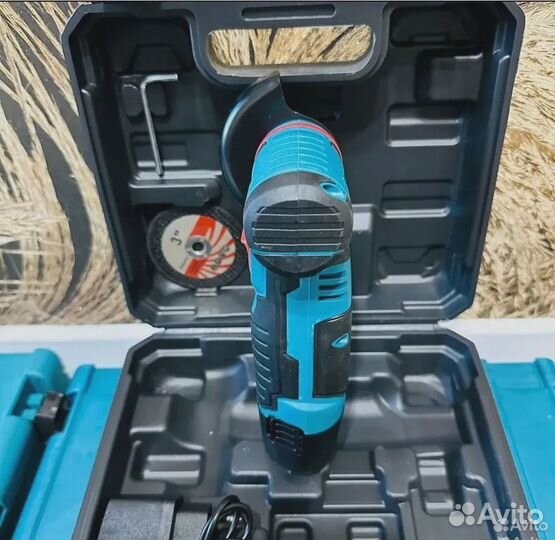 Мини ушм болгарка Makita аккумуляторная