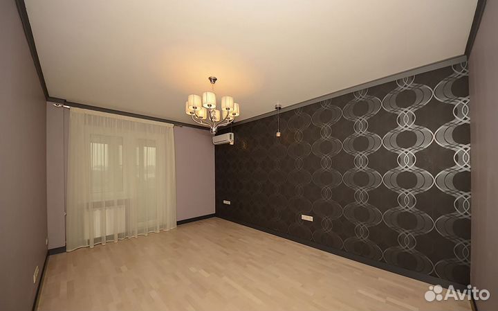 Поклейка обоев любой сложности