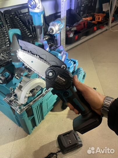 Набор аккумуляторного инструмента makita 8 в 1