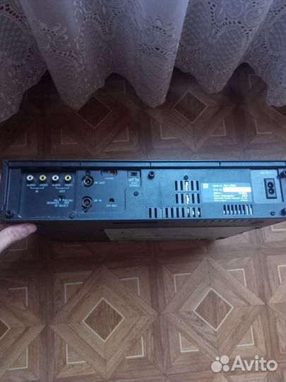 Видеомагнитофон panasonic