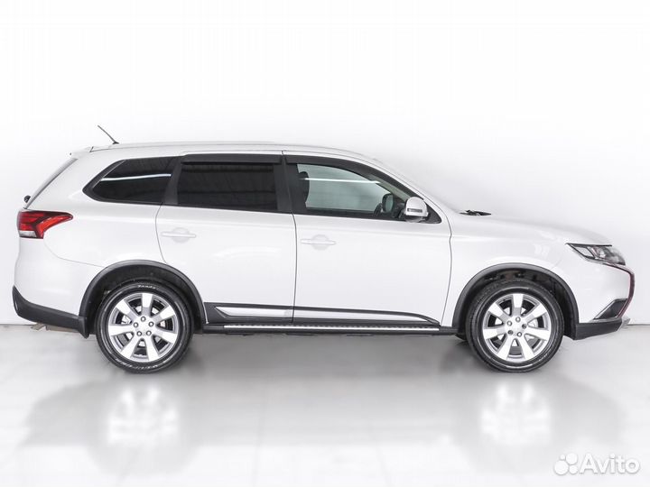 Mitsubishi Outlander 2.0 CVT, 2016, 106 805 км