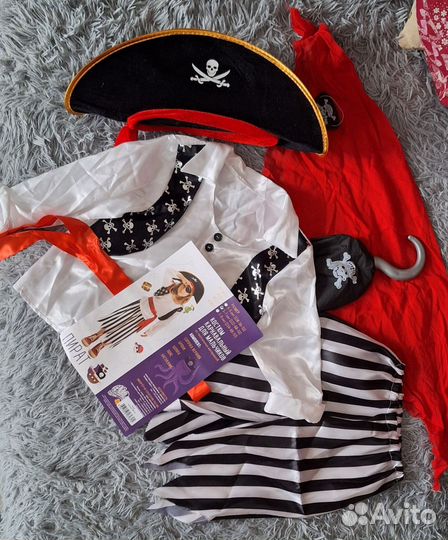 Карнавальные костюмы 2 на прокат