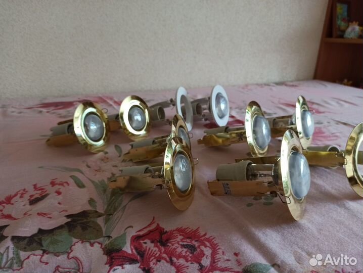 Споты потолочные