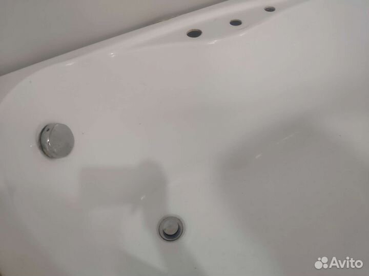 Ванная угловая джакузи