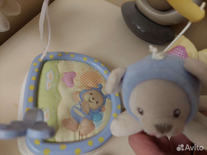 Мобиль на кроватку или стол Fisher Price