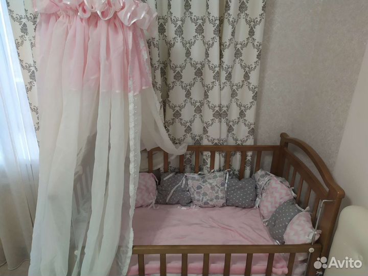 Балдахин, бортик и комод