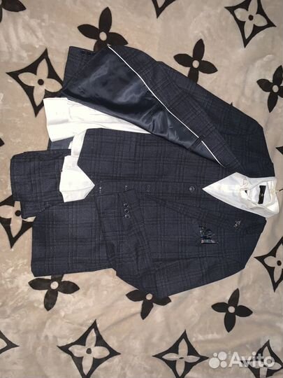 Смокинг костюм на прокат