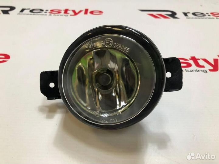Туманка Nissan 2 уха Valeo Правая N2354