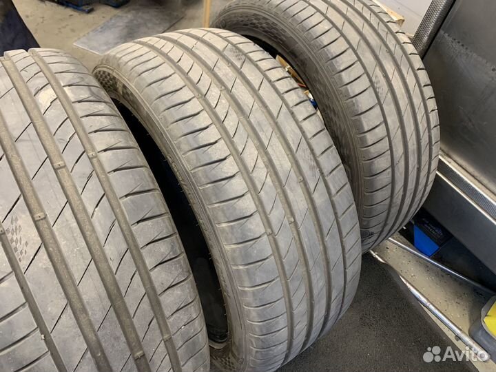 Kumho Ecsta PS71 SUV 265/45 R21 108W