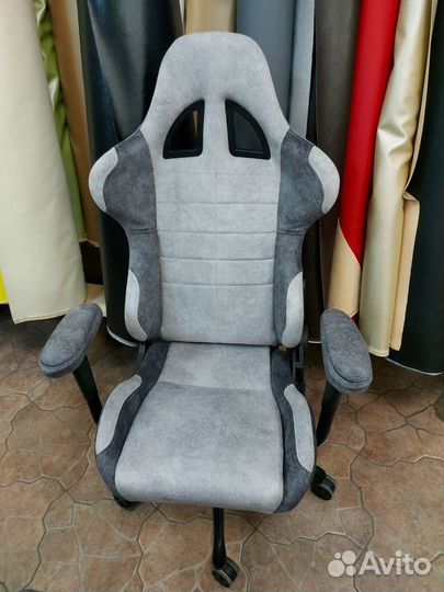 Перетяжка офисных кресел