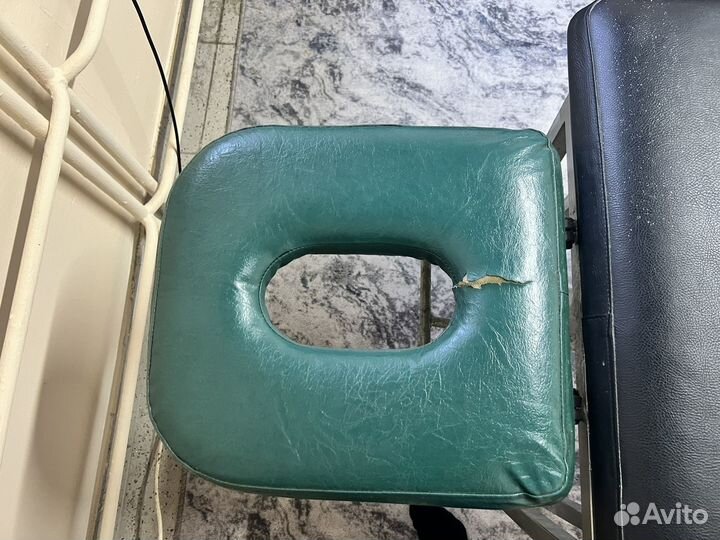 Массажный стол