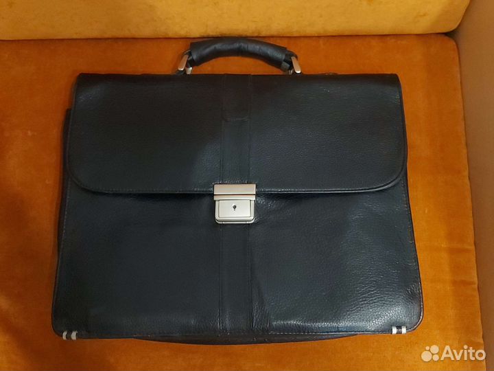 Мужской кожаный портфель