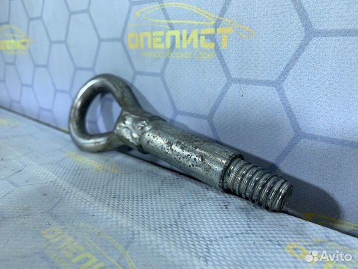 Буксировочный крюк Opel Astra H Z16XER 2011