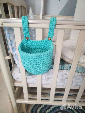 Подвесная корзинка на детскую кроватку