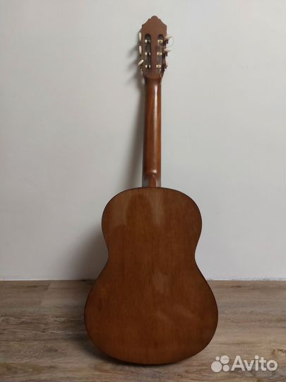 Классическая гитара yamaha c40