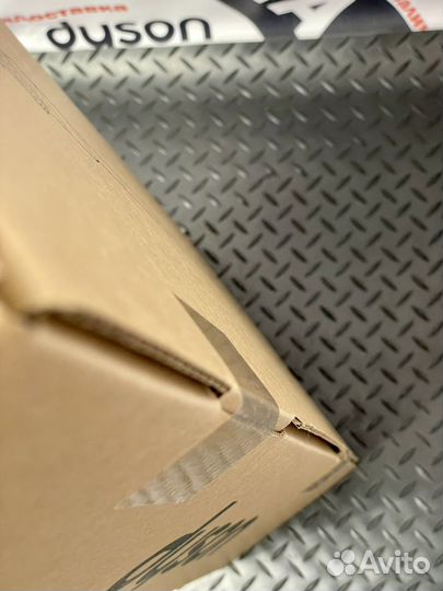 Пылесос Dyson V8 Absolute